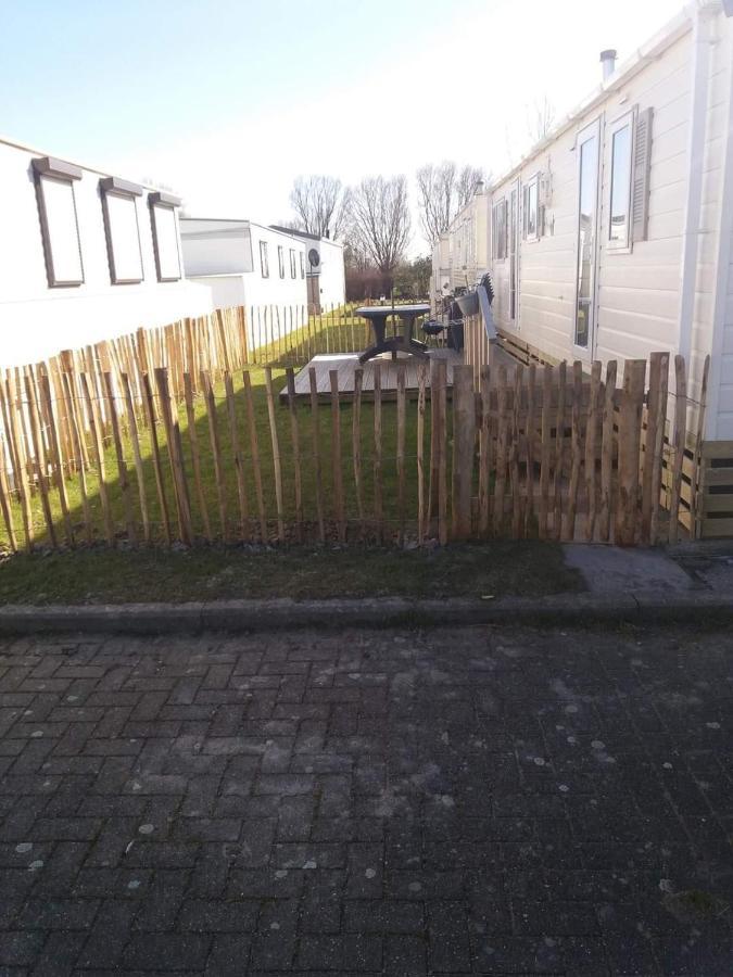 Luxe Vakantiechalet Met Omheinde Tuin Bredene 6Pers المظهر الخارجي الصورة